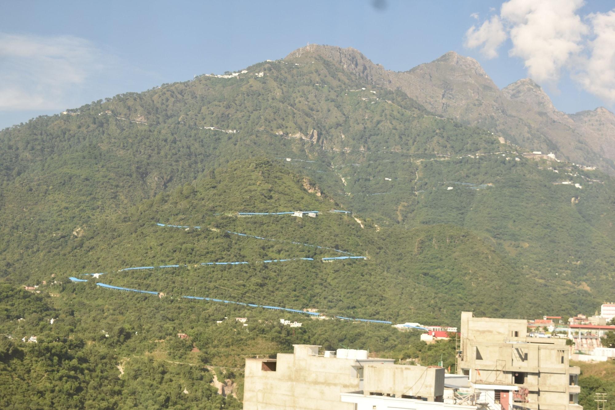 K C Residency Katra Katra (Jammu and Kashmir) Eksteriør billede