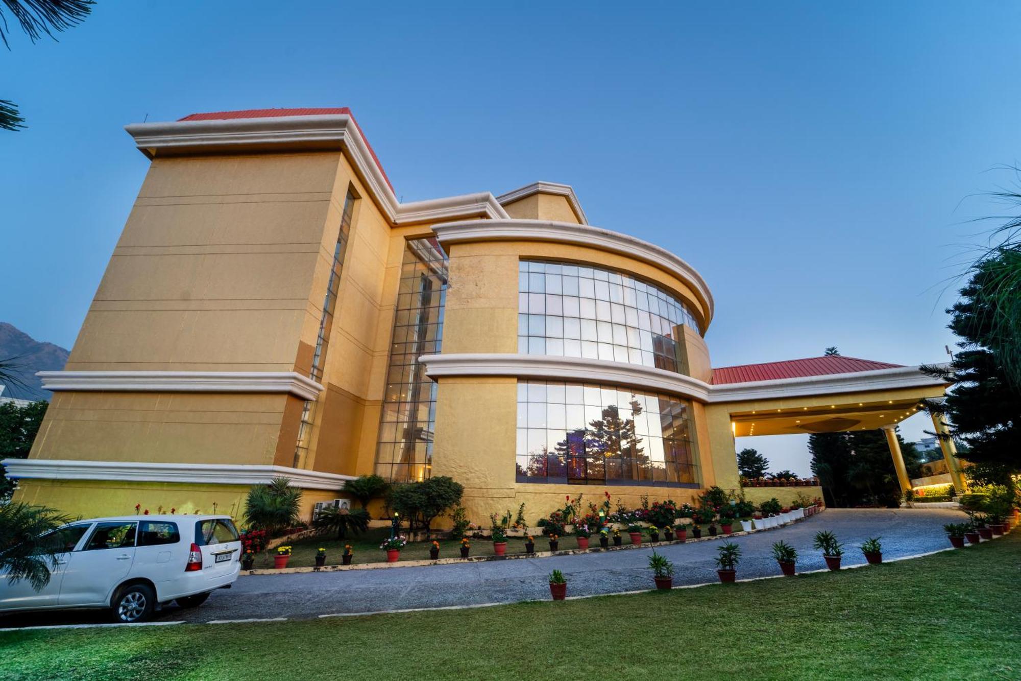 K C Residency Katra Katra (Jammu and Kashmir) Eksteriør billede