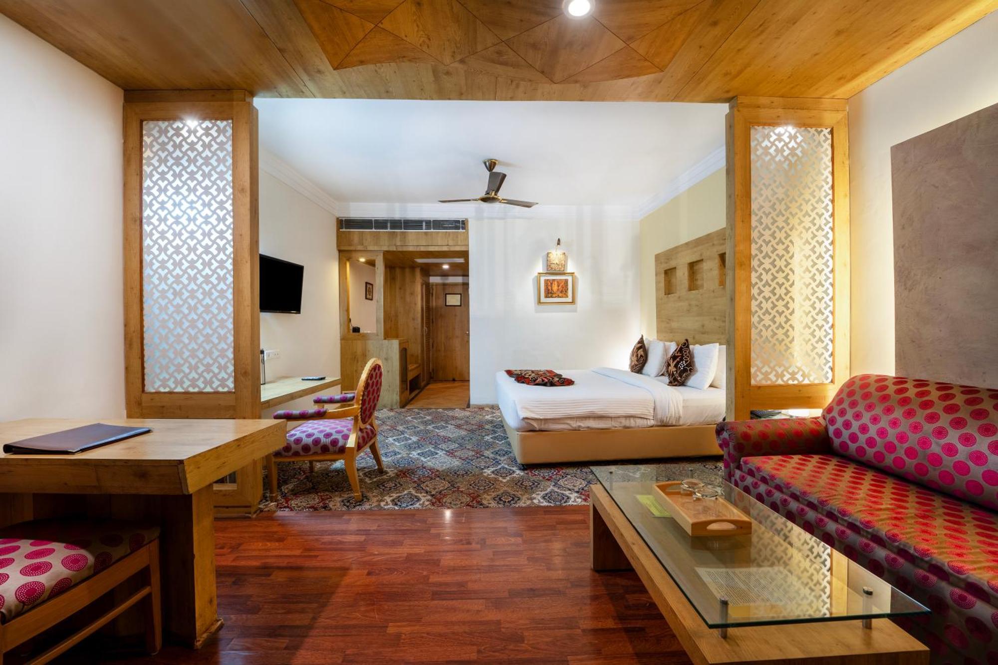 K C Residency Katra Katra (Jammu and Kashmir) Eksteriør billede
